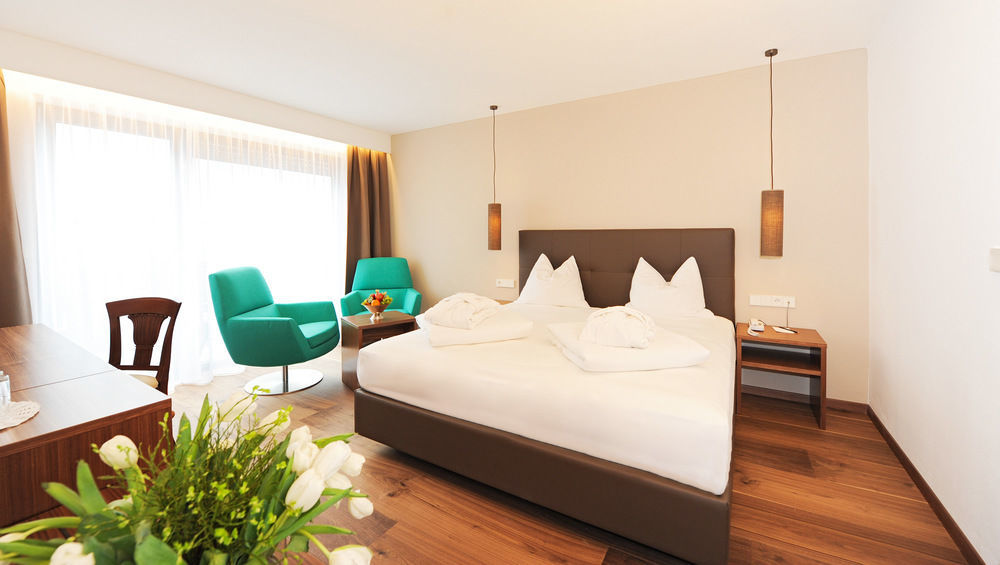 Hotel Vier Jahreszeiten سيلاندرو المظهر الخارجي الصورة
